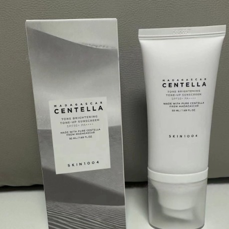 Loci�n solar Skin1004 �cido Hialur�nico Centella